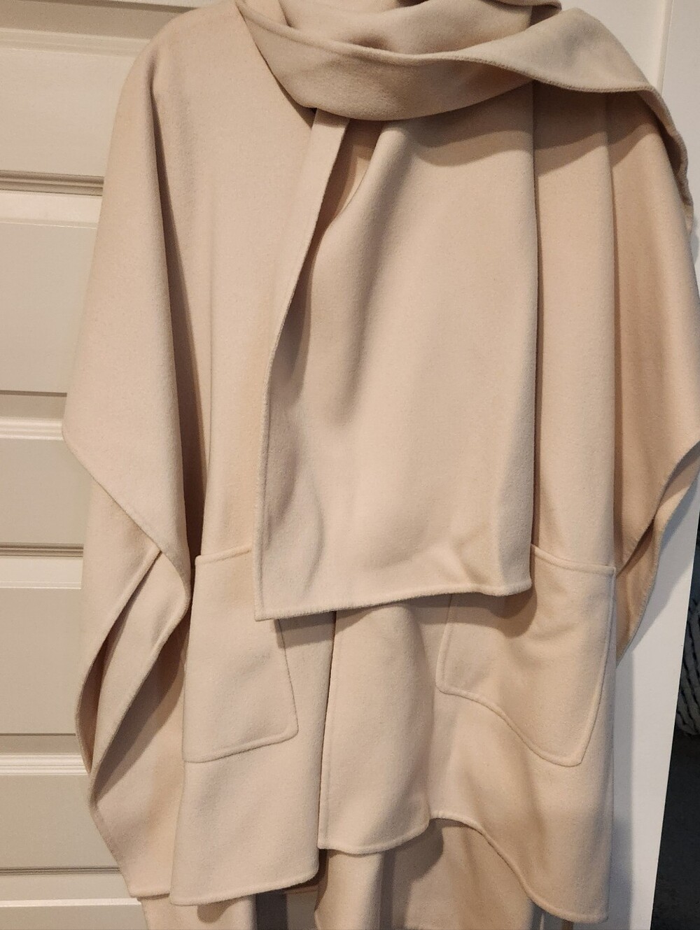 Brand NEW Barbara Bui Cape